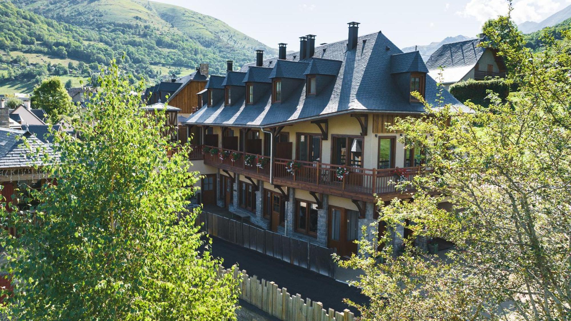 Les Hauts De Saint-Lary Dış mekan fotoğraf